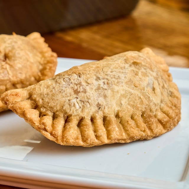 Butter Chicken Samosa.
